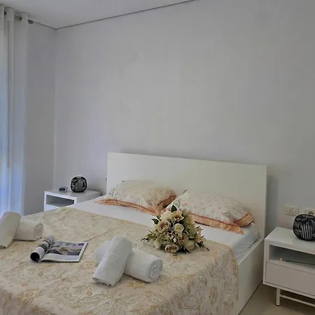 アパート San Pietro Plazhi San Pietro